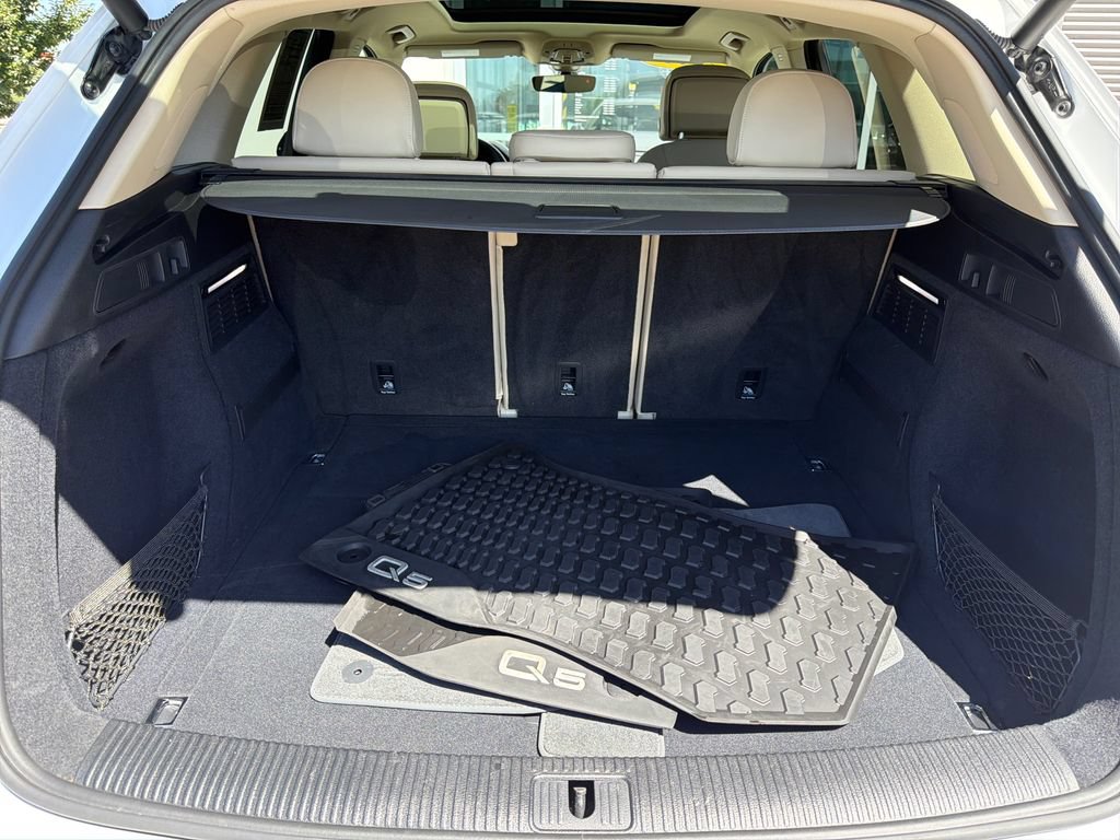 Used 2019 Audi Q5 2.0T Premium Plus w/ Premium Plus Package AWD/4WD image 24