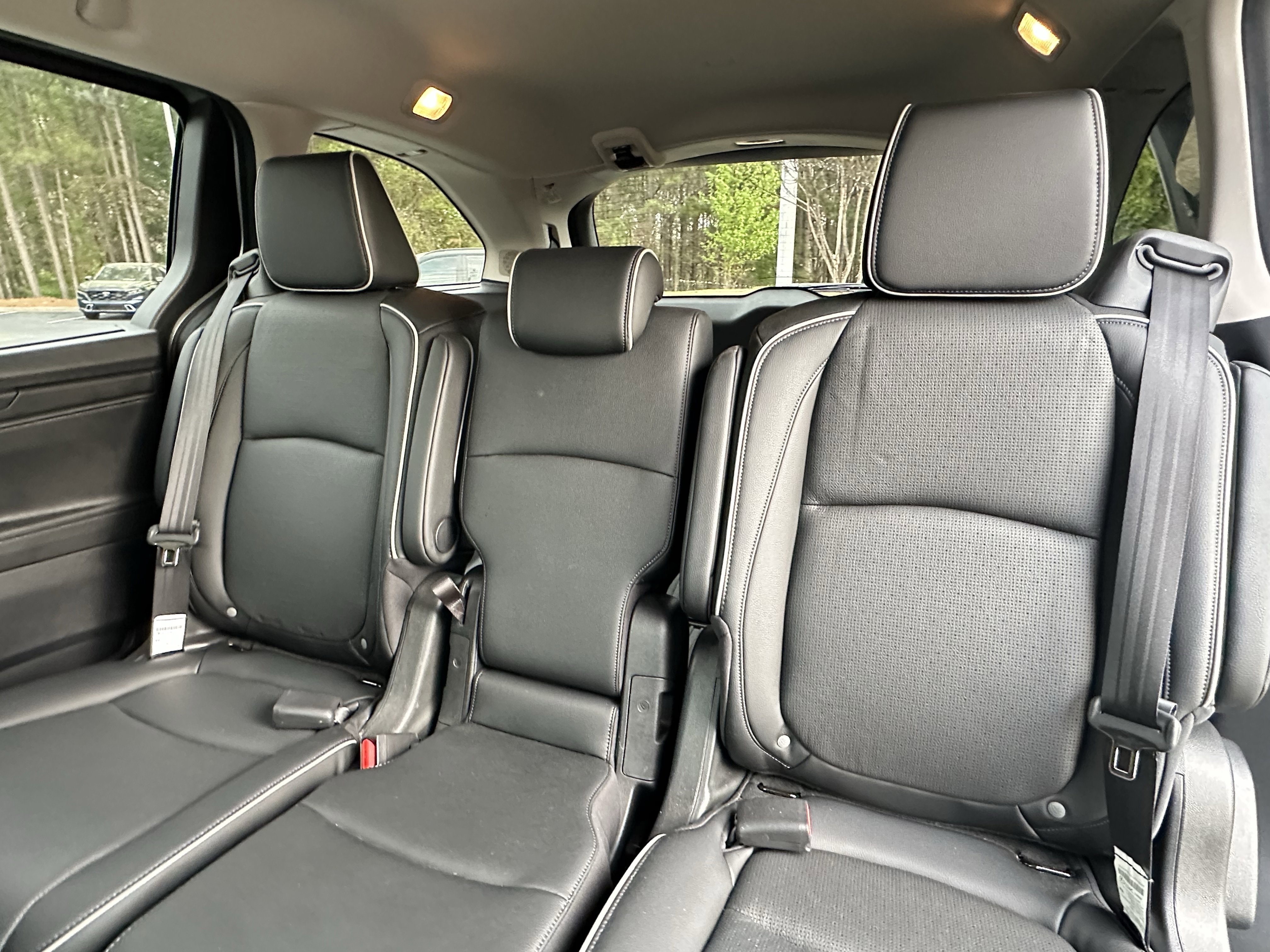 Used 2025 Honda Odyssey Elite image 10