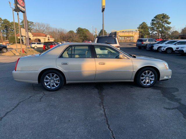 Used 2008 Cadillac DTS 1SH FWD image 4