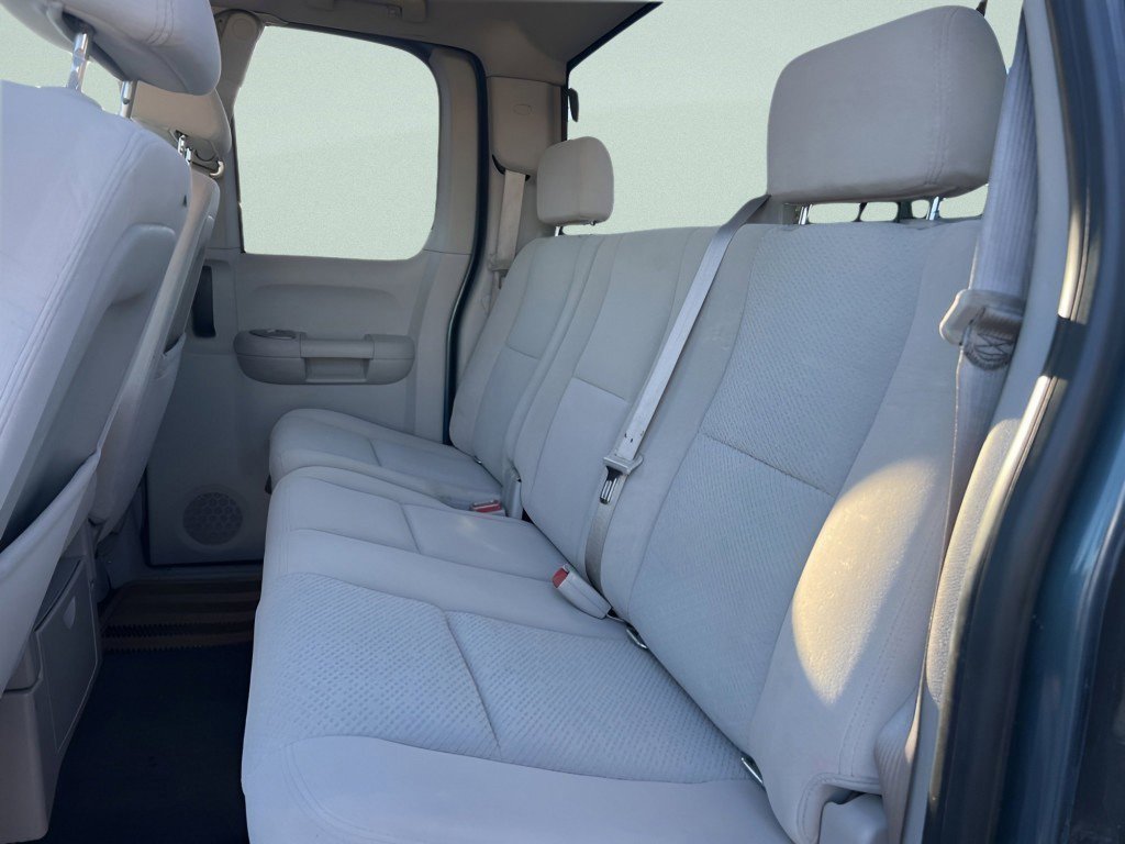 Used 2007 Chevrolet Silverado 2500 LT w/ 1LT Convenience Package image 16