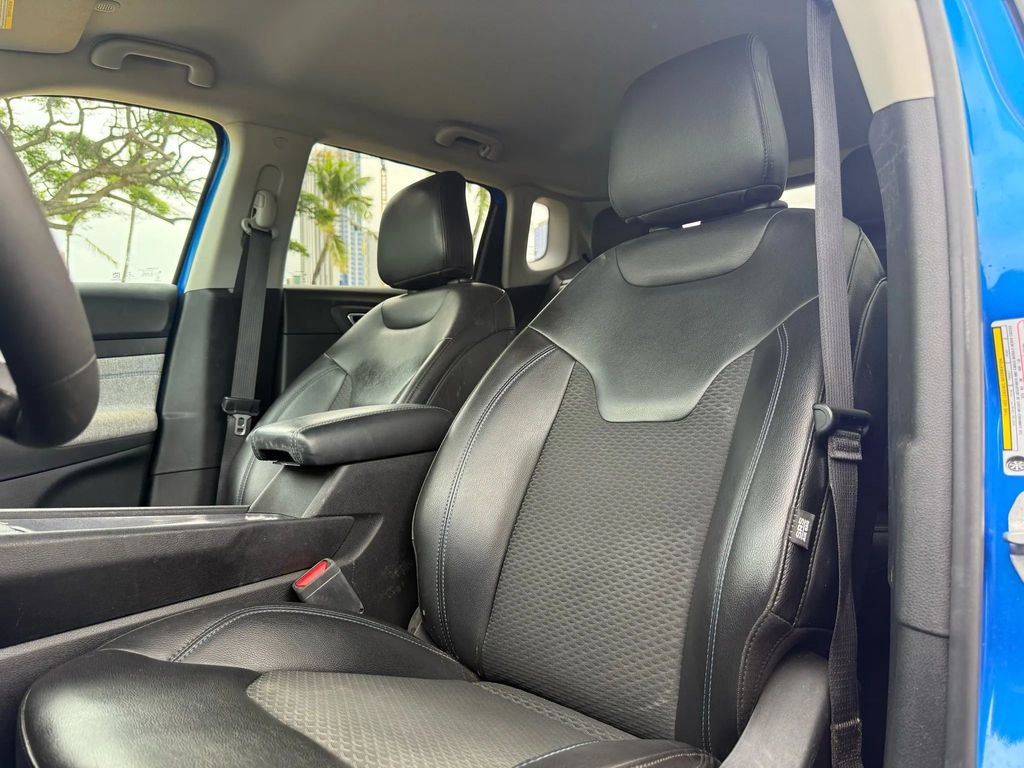 Used 2022 Jeep Compass Latitude image 8