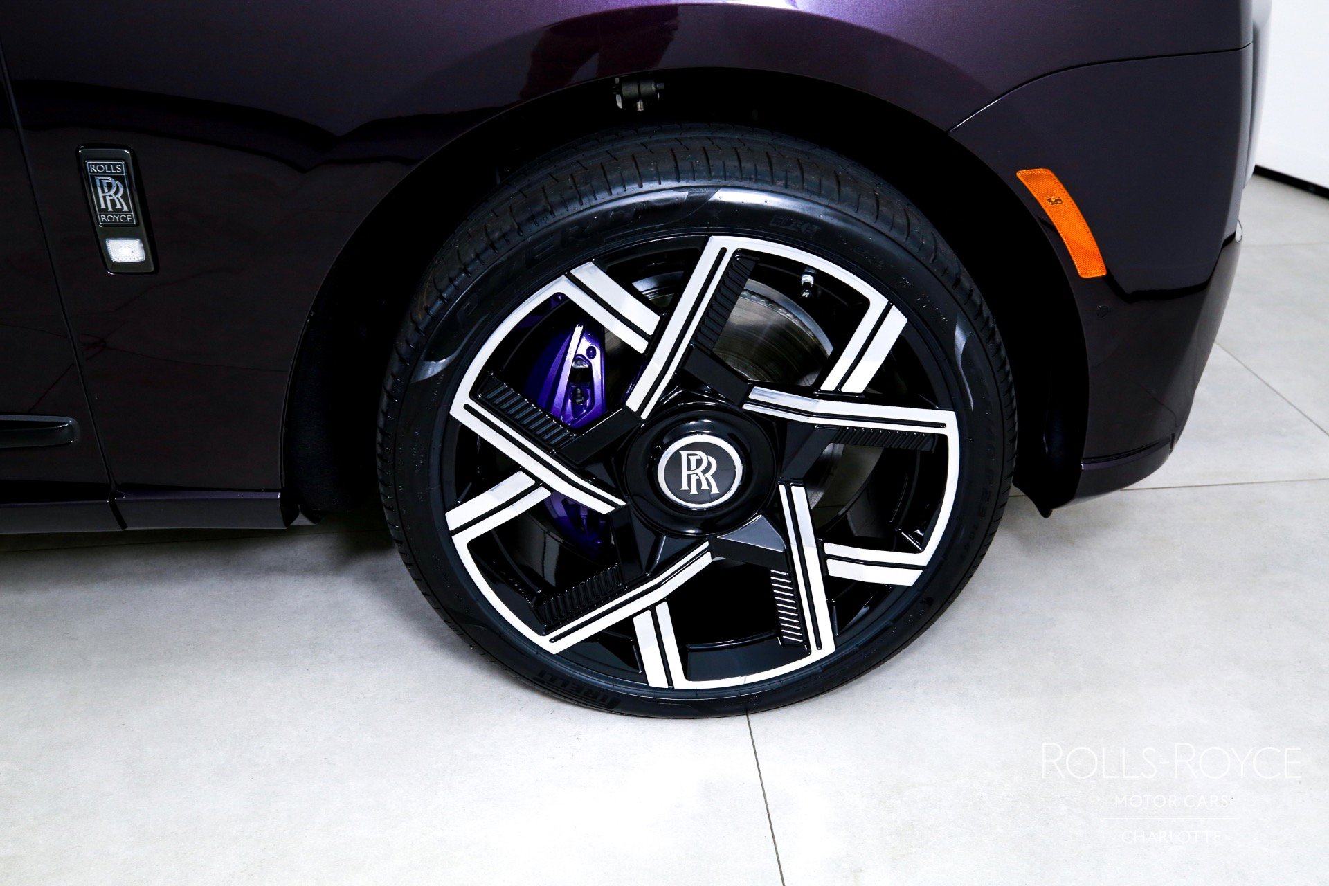 Certified 2025 Rolls-Royce Cullinan Black Badge image 32