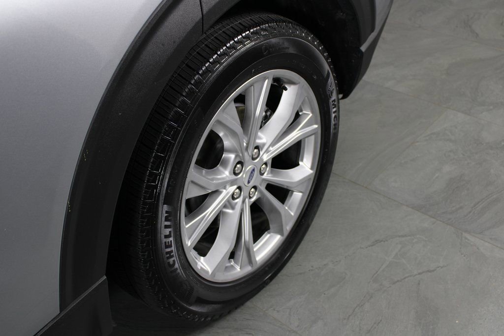 Used 2024 Ford Explorer Limited image 10