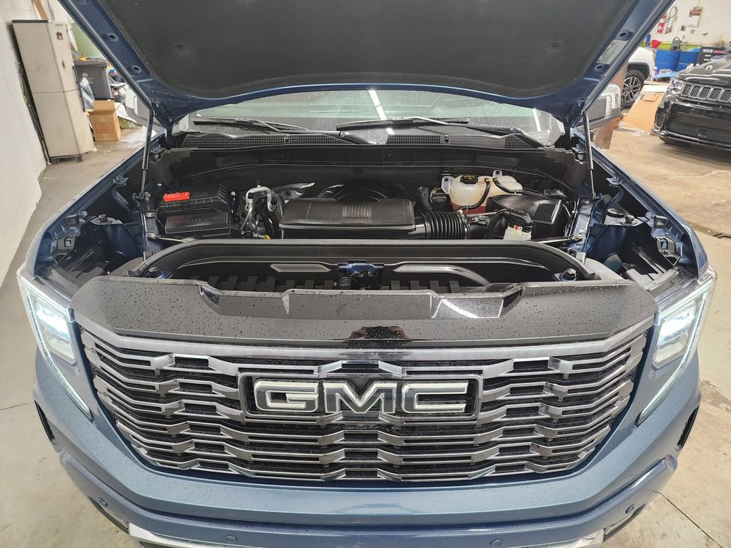 Used 2025 GMC Sierra 1500 Denali Ultimate image 41