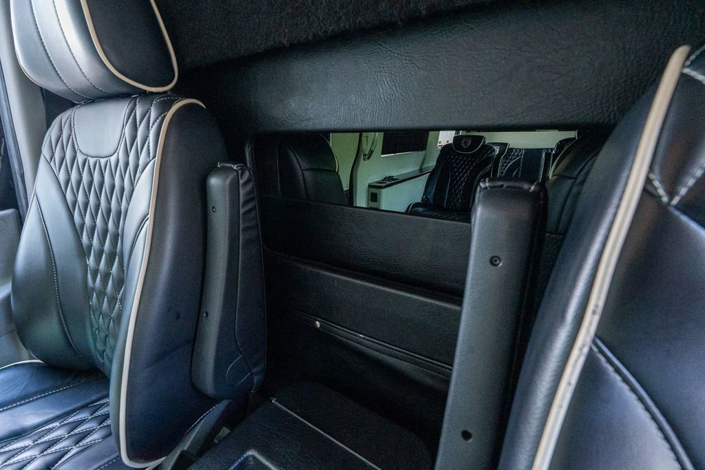Used 2017 Mercedes-Benz Sprinter 2500 image 36