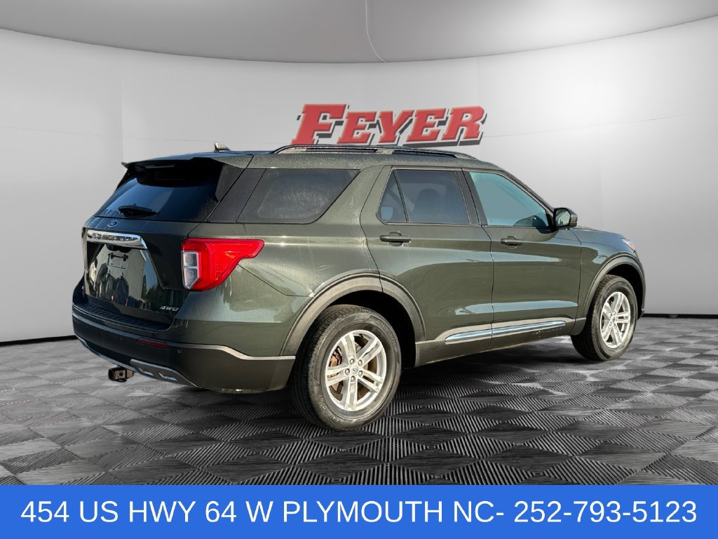 Used 2023 Ford Explorer XLT w/ Equipment Group 202A AWD/4WD image 5