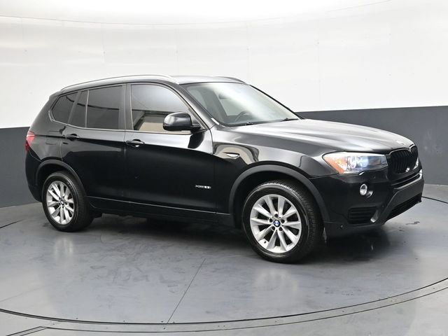 Used 2017 BMW X3 xDrive28i AWD/4WD image 2