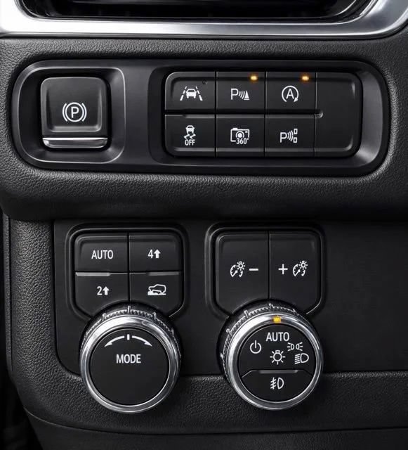 Used 2026 GMC Yukon Denali w/ Sun & Power Step Package AWD/4WD image 35
