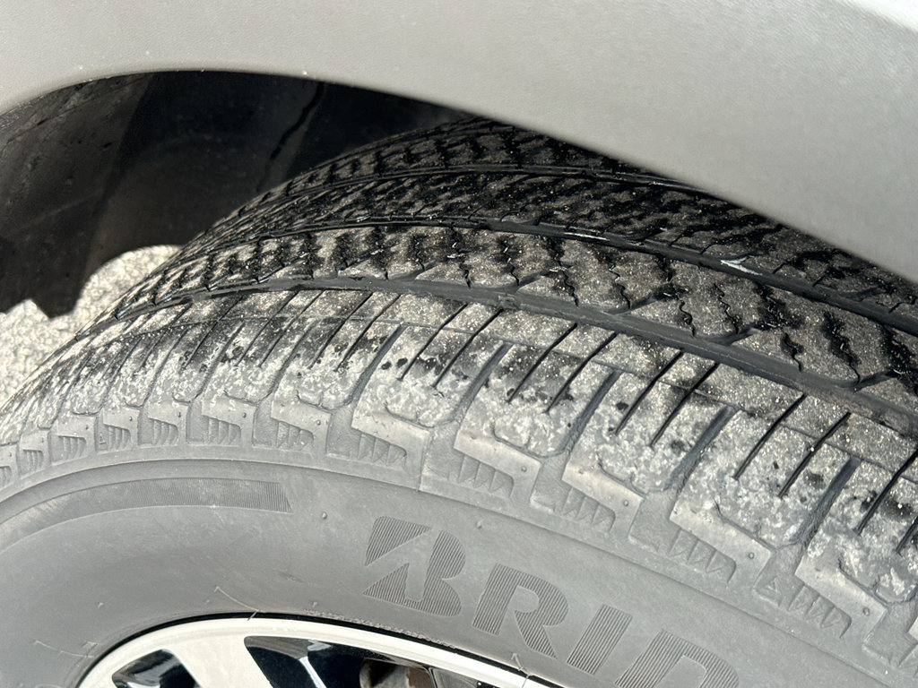 Used 2023 Nissan Pathfinder Platinum w/ Lighting Package (N93) image 10