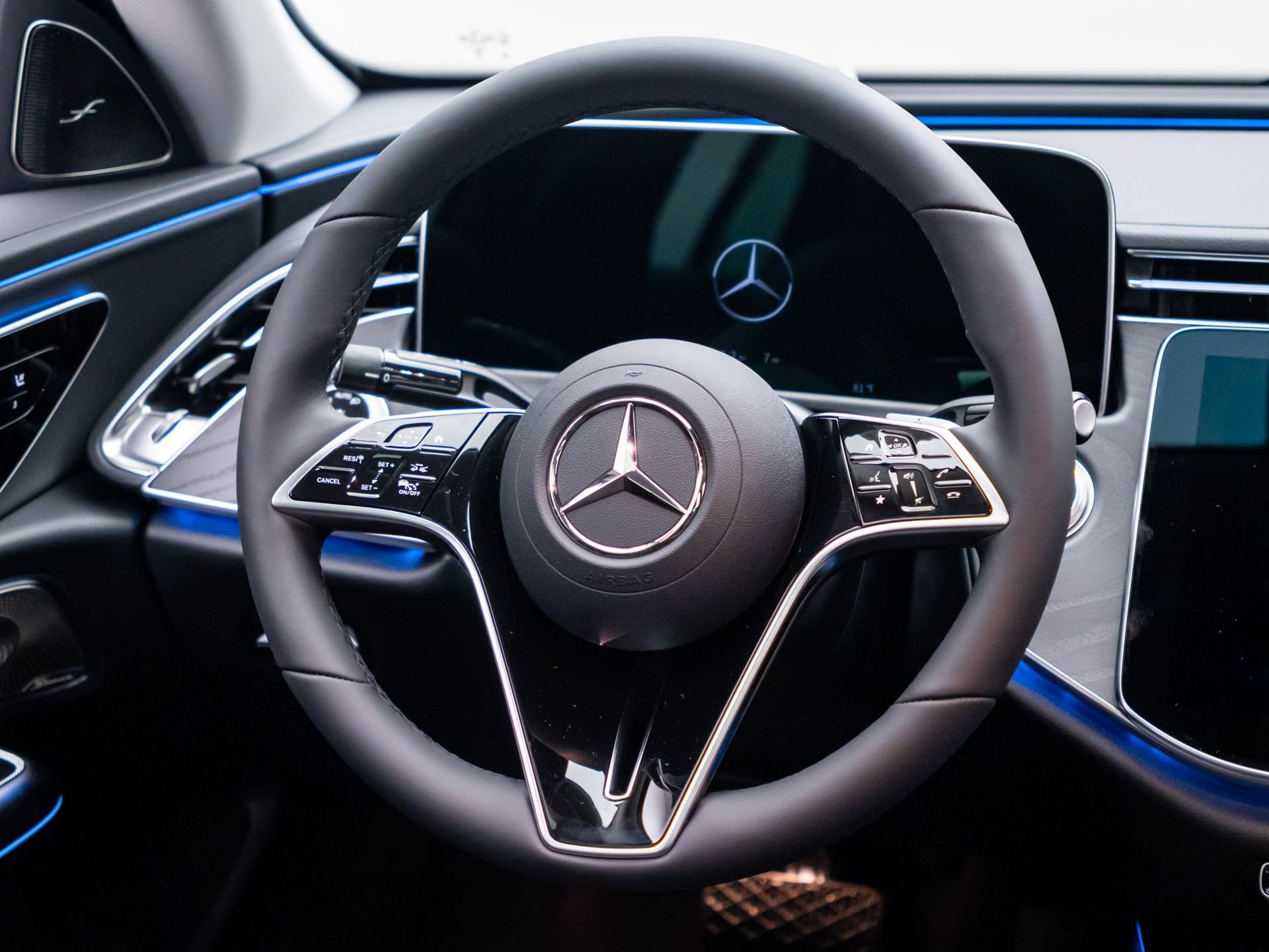 New 2027 Mercedes-Benz E 450 4MATIC Sedan image 11