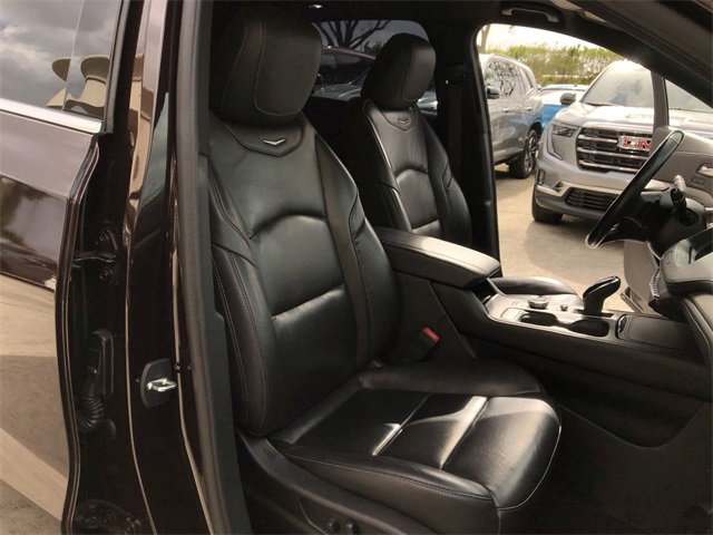 Used 2020 Cadillac XT4 Premium Luxury image 30