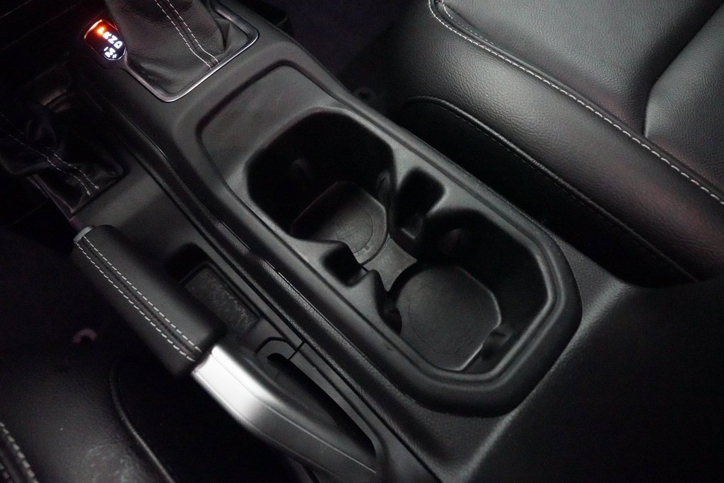 Used 2022 Jeep Wrangler Unlimited Sahara image 16