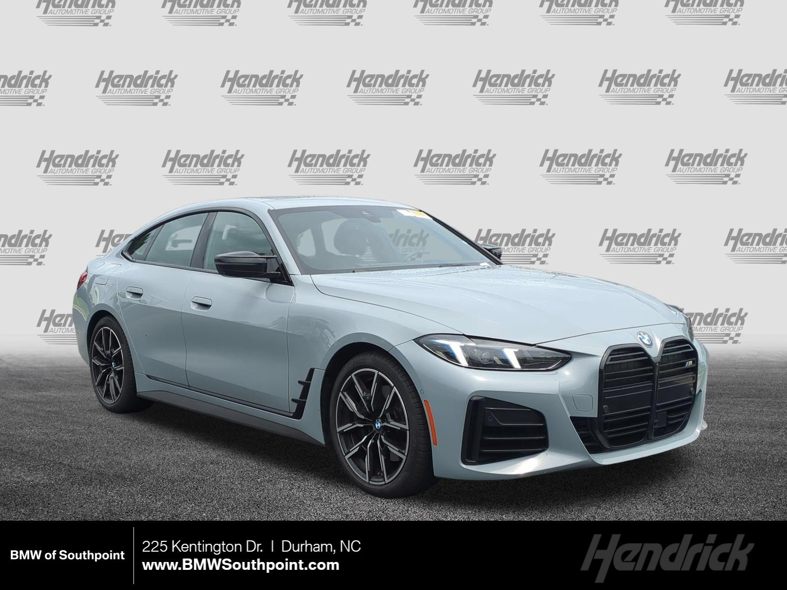 Used 2025 BMW M440i RWD image 1