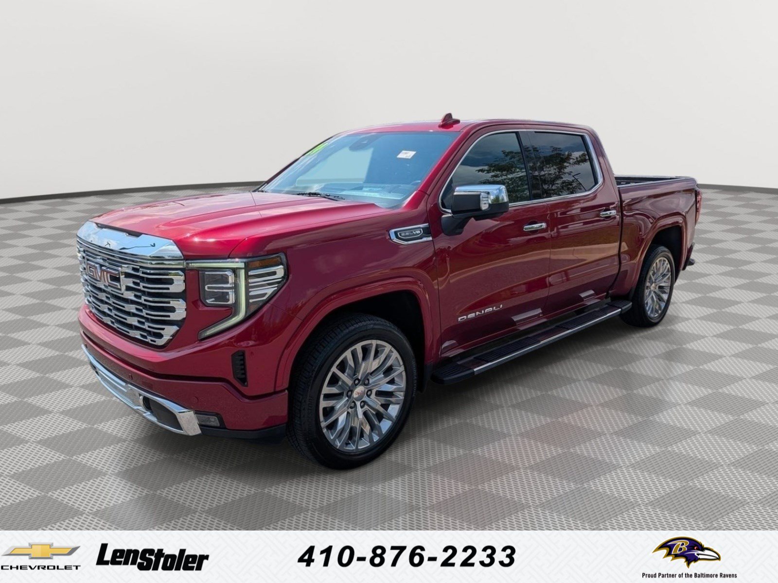 Used 2024 GMC Sierra 1500 Denali w/ Technology Package AWD/4WD image 1
