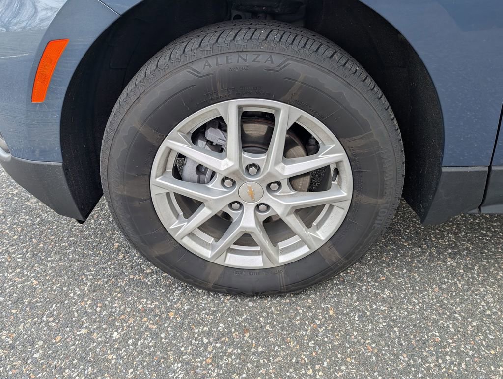 Certified 2024 Chevrolet Equinox LS w/ Driver Confidence II Package image 24