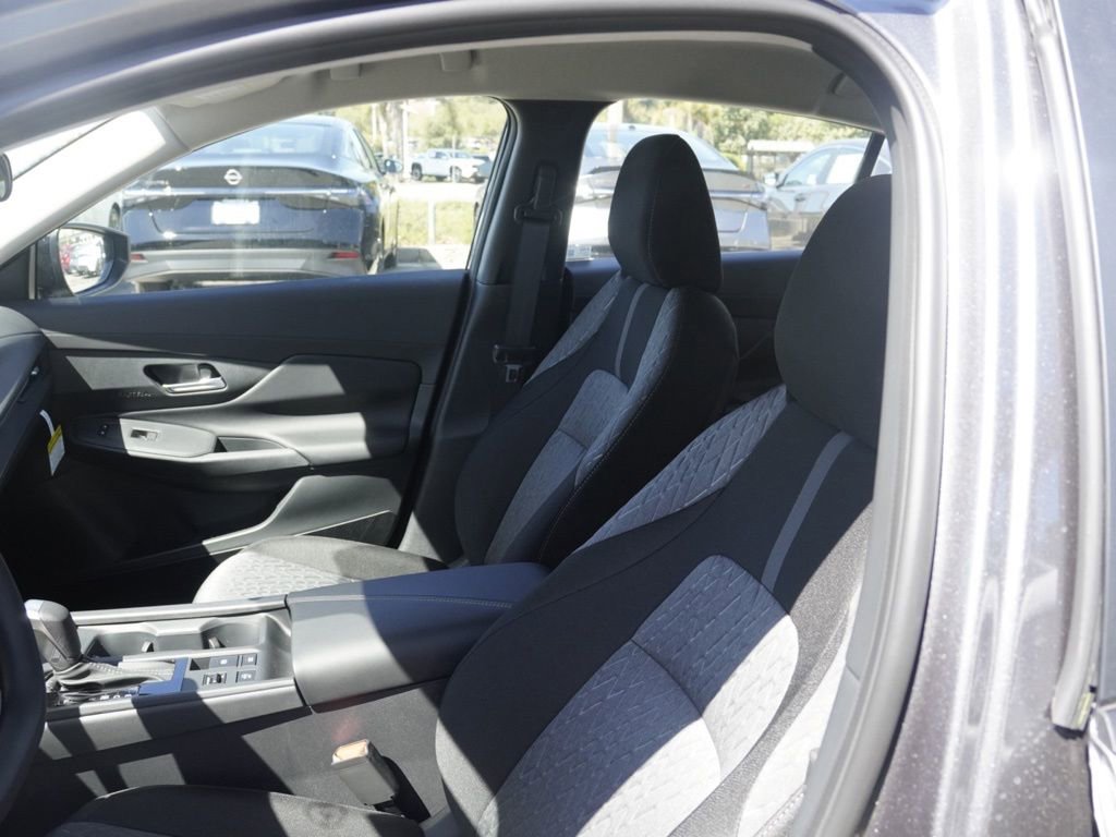New 2026 Nissan Sentra SV FWD image 15