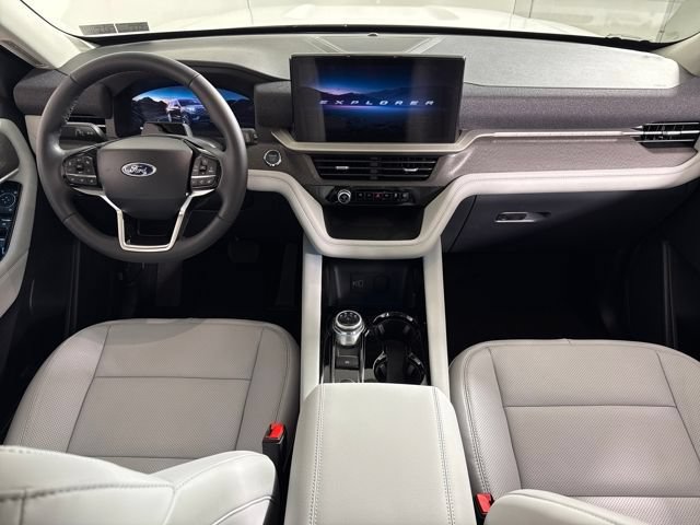 New 2026 Ford Explorer Platinum w/ LUX Leather Package AWD/4WD image 17