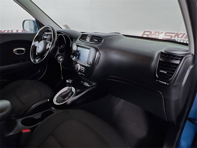 Used 2018 Kia Soul + image 34