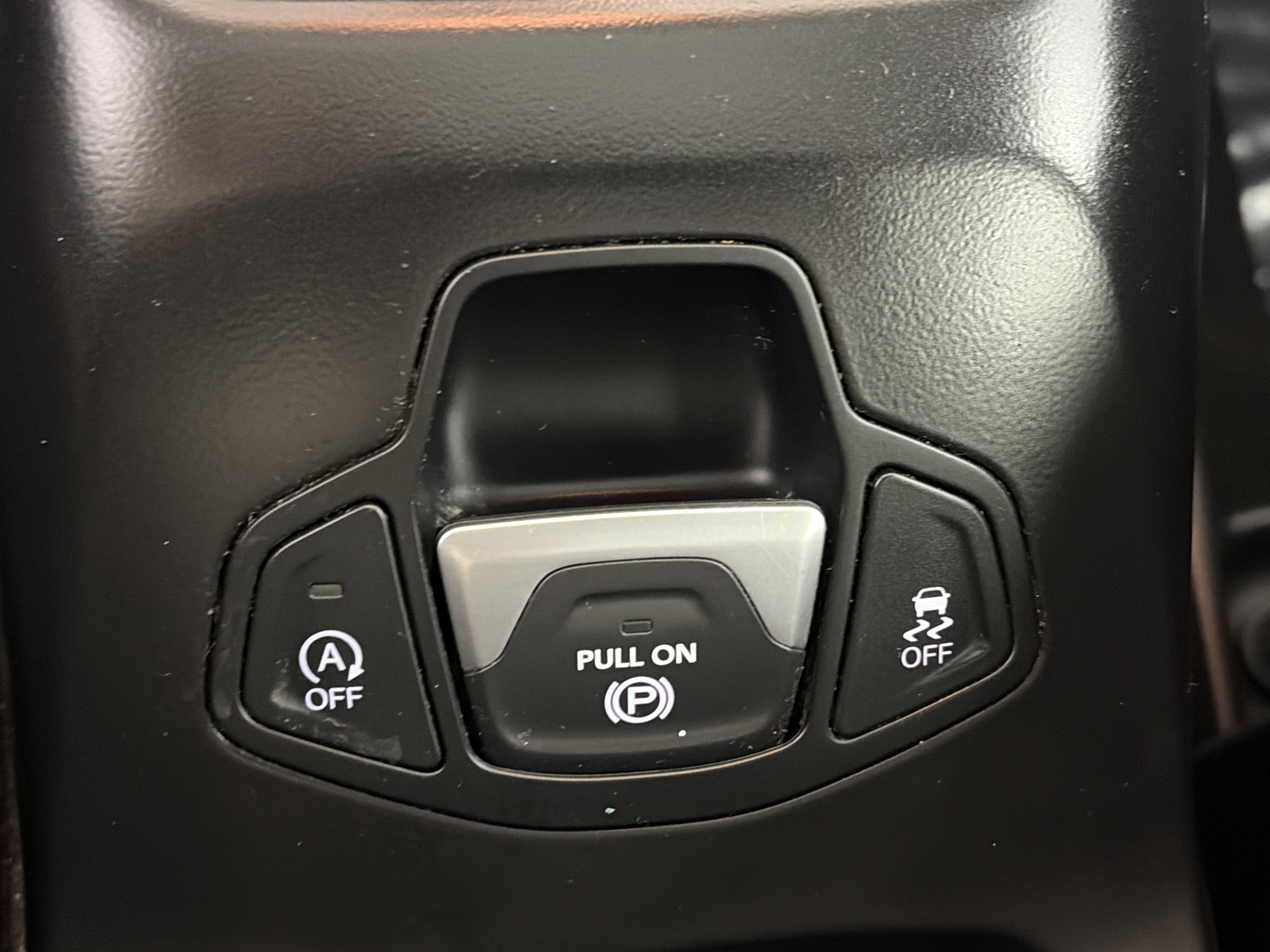 Used 2023 Jeep Renegade Limited w/ Sun/Sound Group image 28