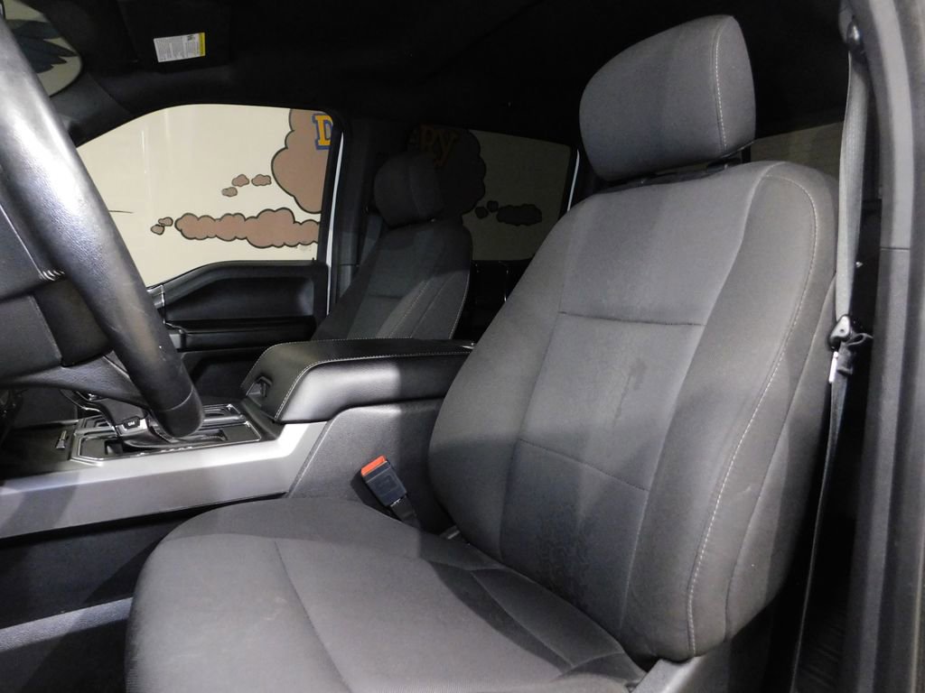 Used 2019 Ford F150 XLT w/ Equipment Group 302A Luxury AWD/4WD image 37