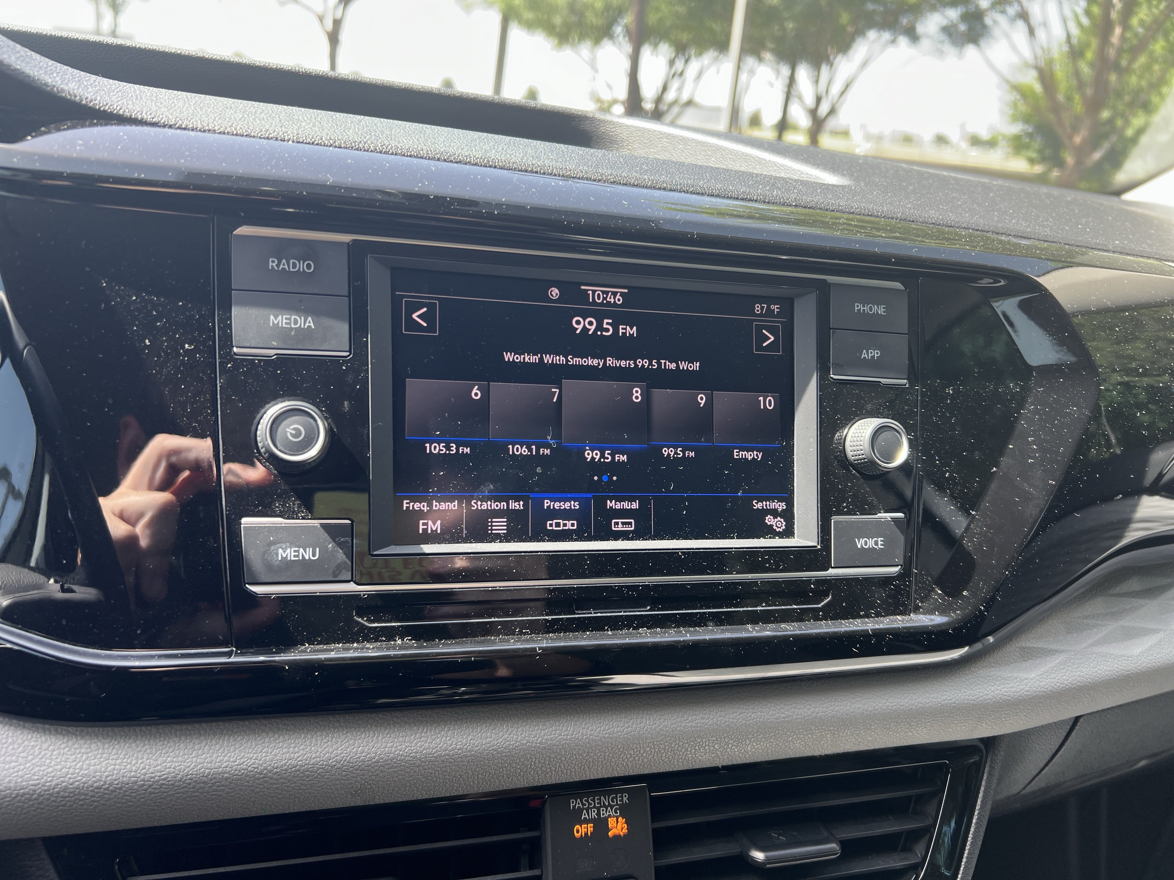 Certified 2023 Volkswagen Taos S FWD image 19