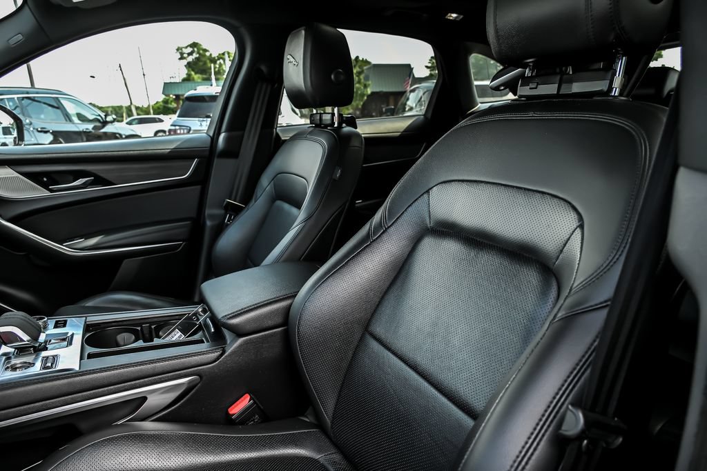 Used 2023 Jaguar F-PACE S AWD/4WD image 16