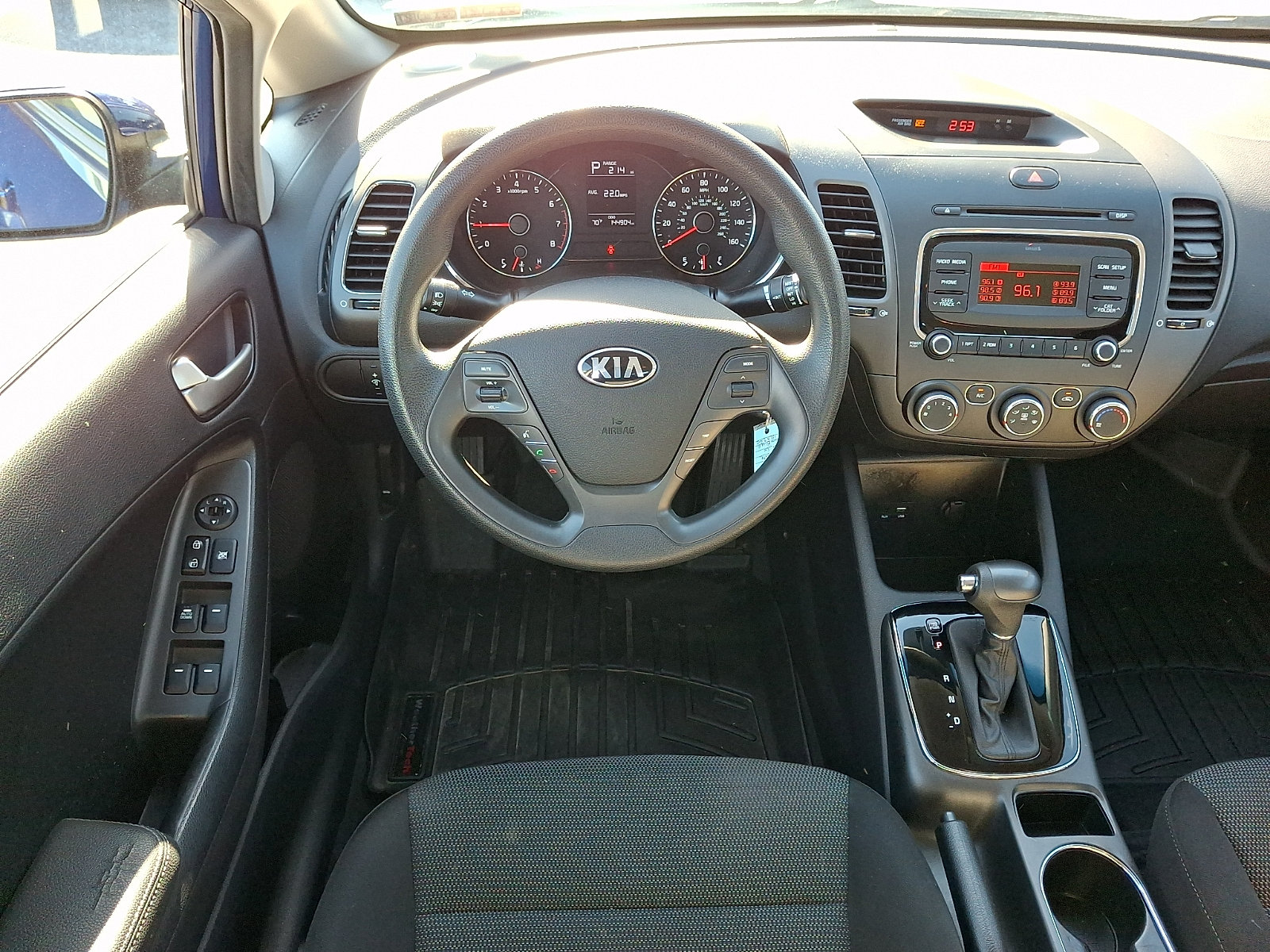 Used 2017 Kia Forte LX FWD image 12