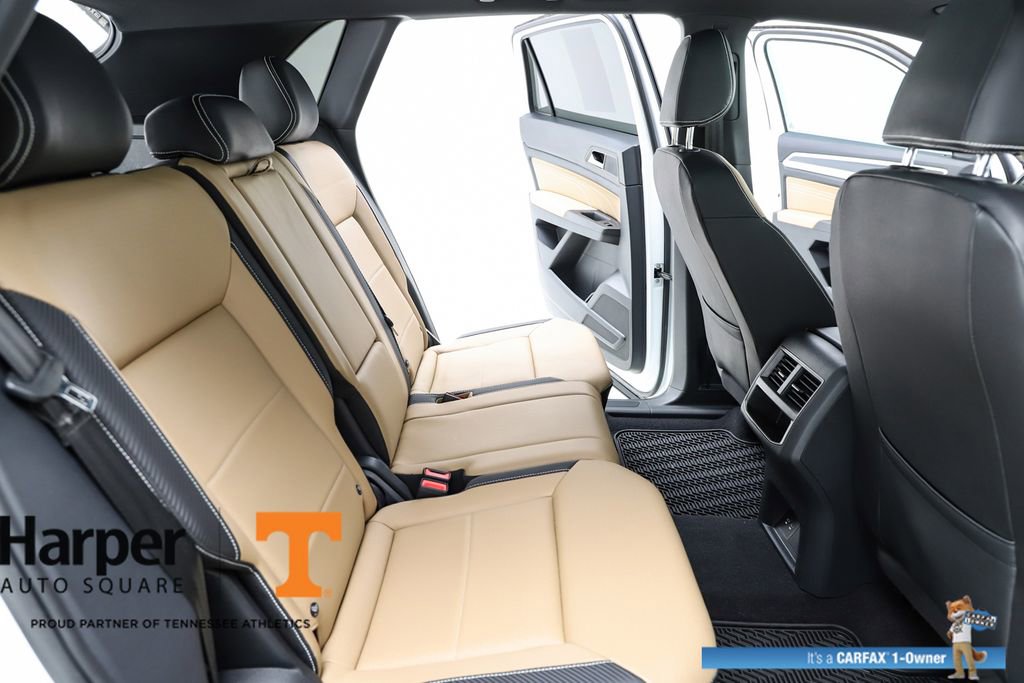 Used 2023 Volkswagen Atlas Cross Sport SEL R-Line image 38