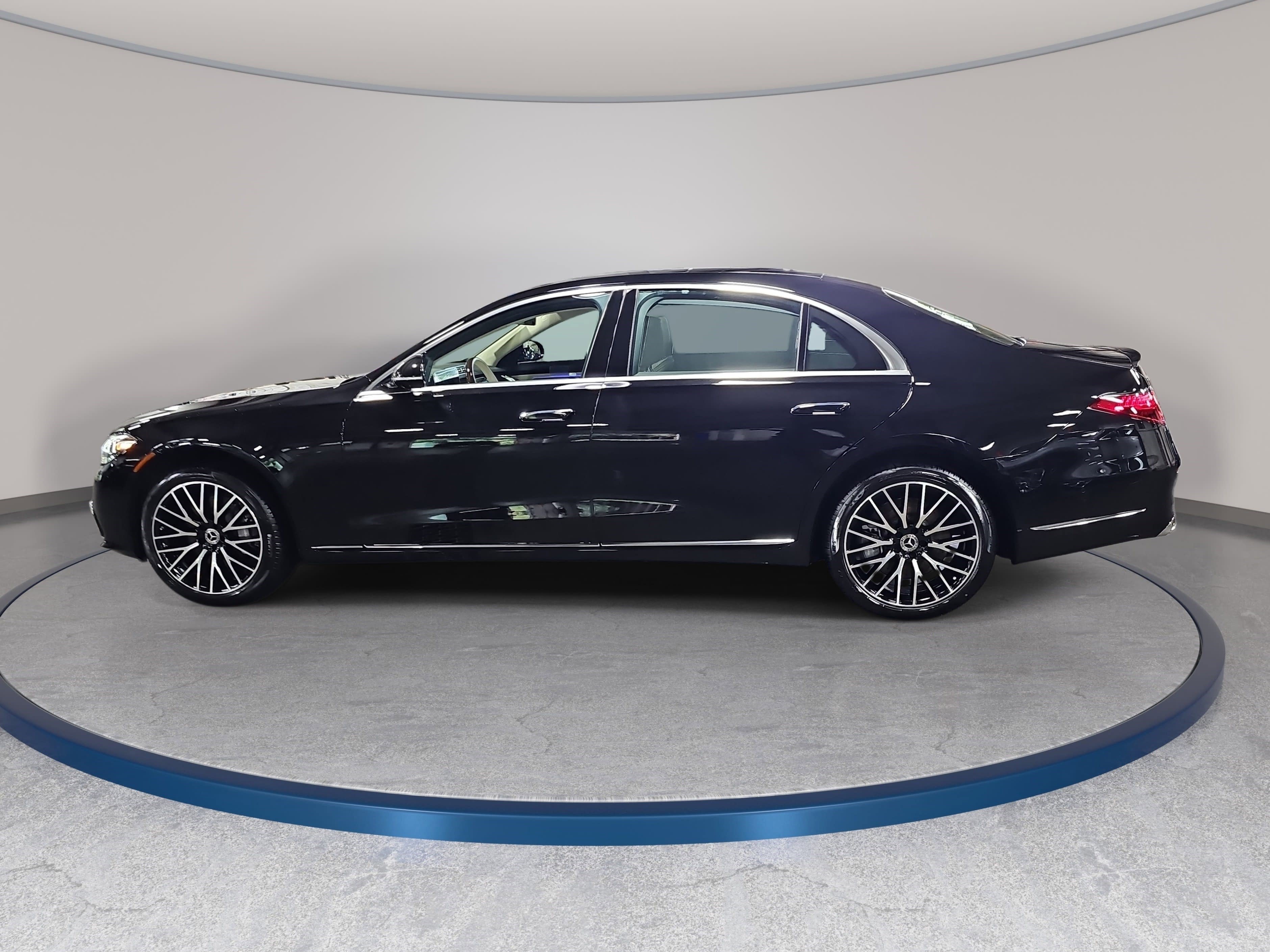New 2026 Mercedes-Benz S 500 4MATIC image 8