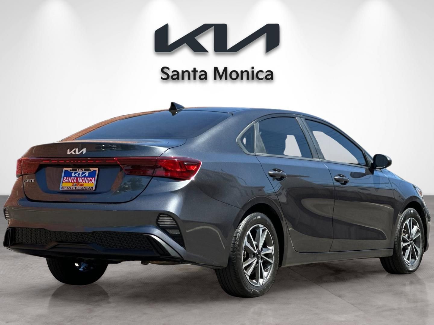 Certified 2023 Kia Forte LXS FWD image 7