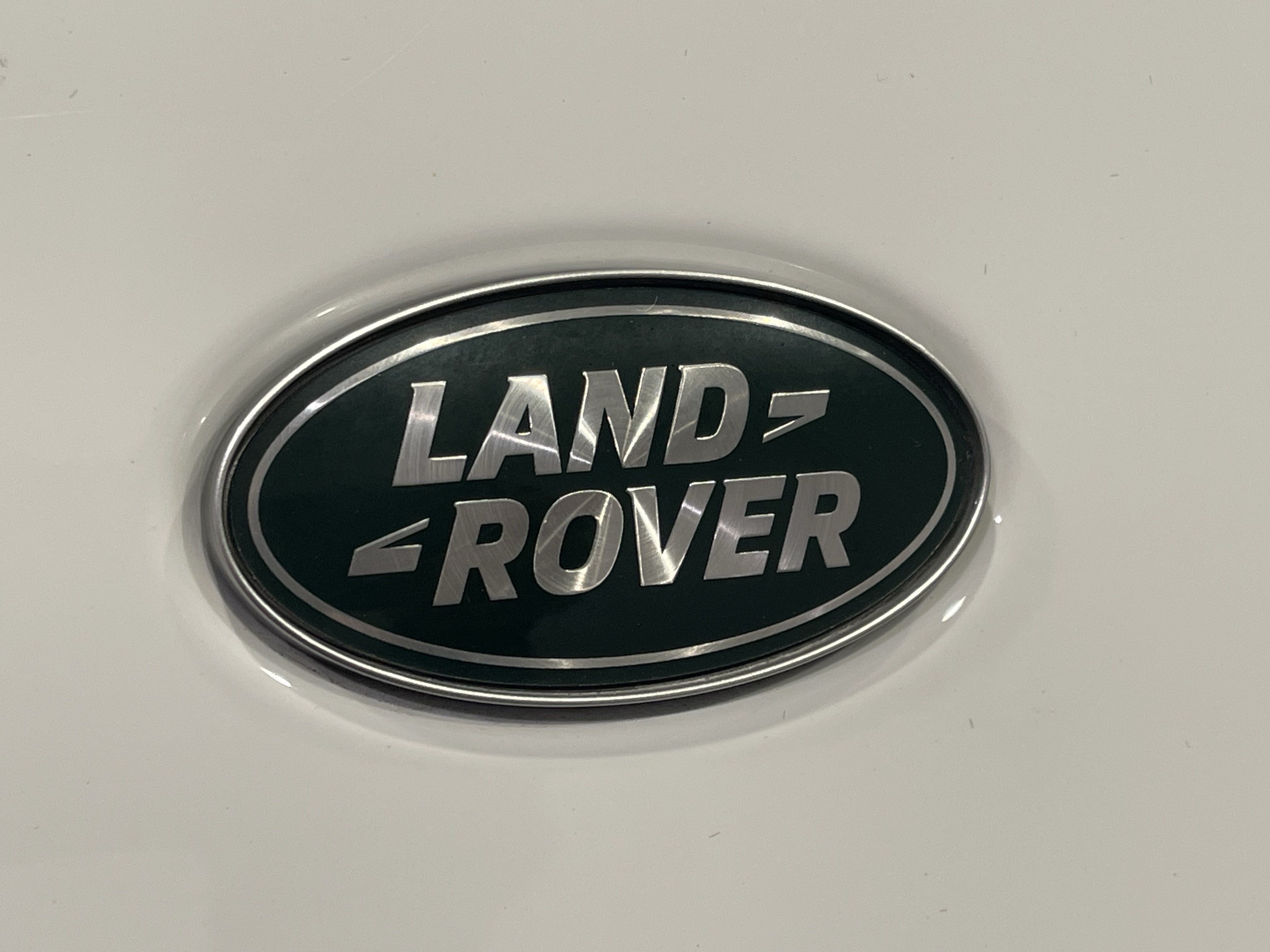 Used 2025 Land Rover Discovery Dynamic SE AWD/4WD image 24