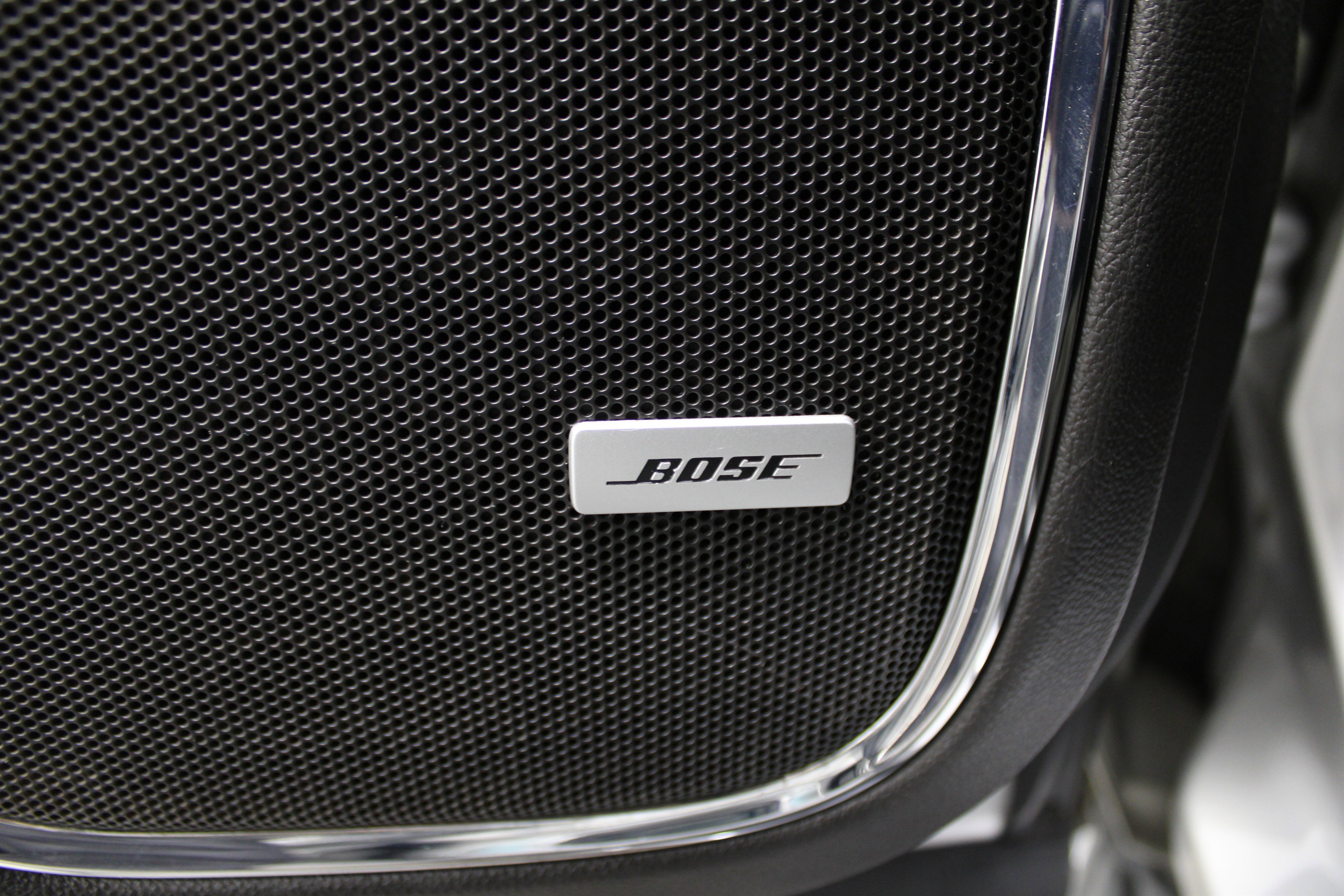 Used 2016 GMC Yukon SLT w/ Open Road Package image 9