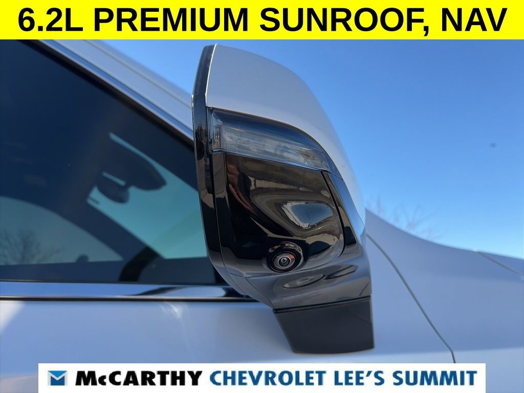 Used 2022 Cadillac Escalade ESV Premium Luxury image 28