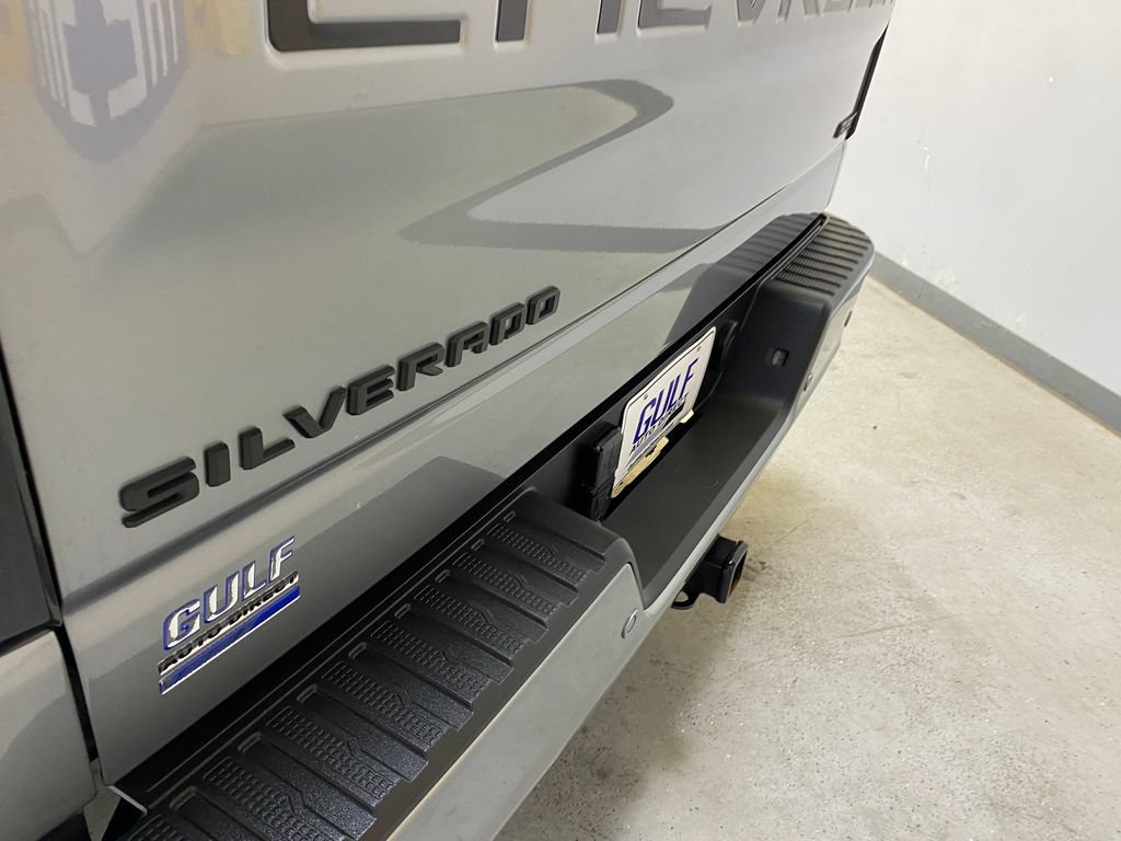 Used 2025 Chevrolet Silverado 1500 RST w/ Convenience Package II AWD/4WD image 19