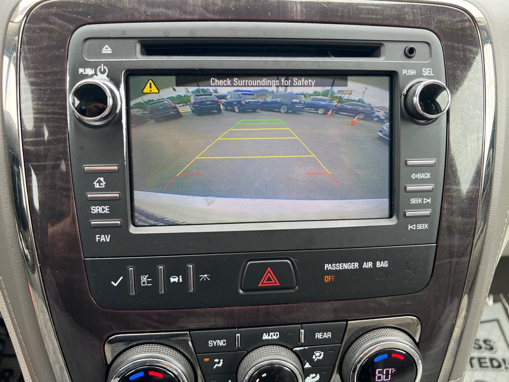 Used 2015 Buick Enclave Convenience FWD image 24
