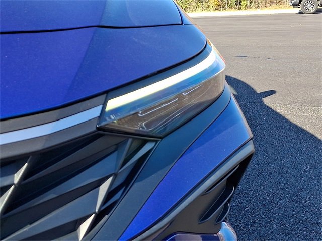 Used 2024 Hyundai Elantra SEL image 13