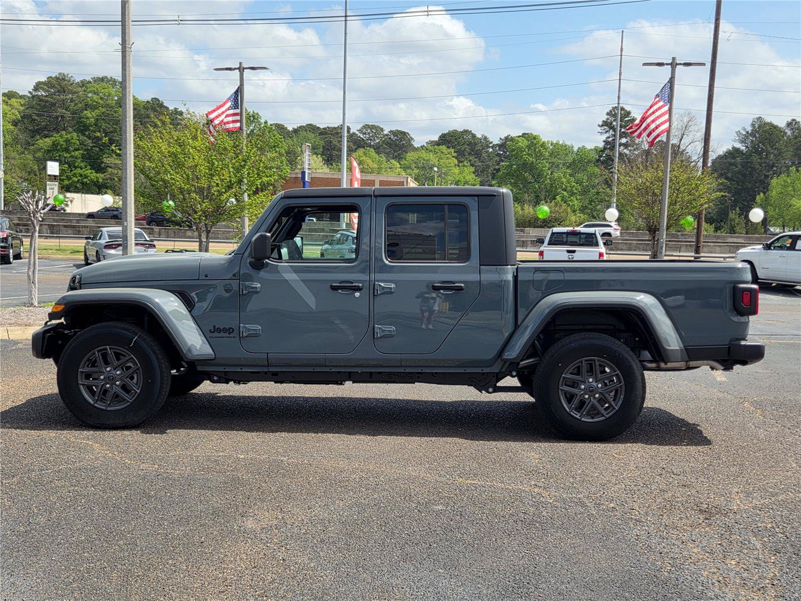 New 2025 Jeep Gladiator Sport AWD/4WD image 34