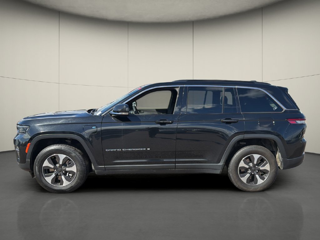 Used 2024 Jeep Grand Cherokee Limited 4xe AWD/4WD image 4