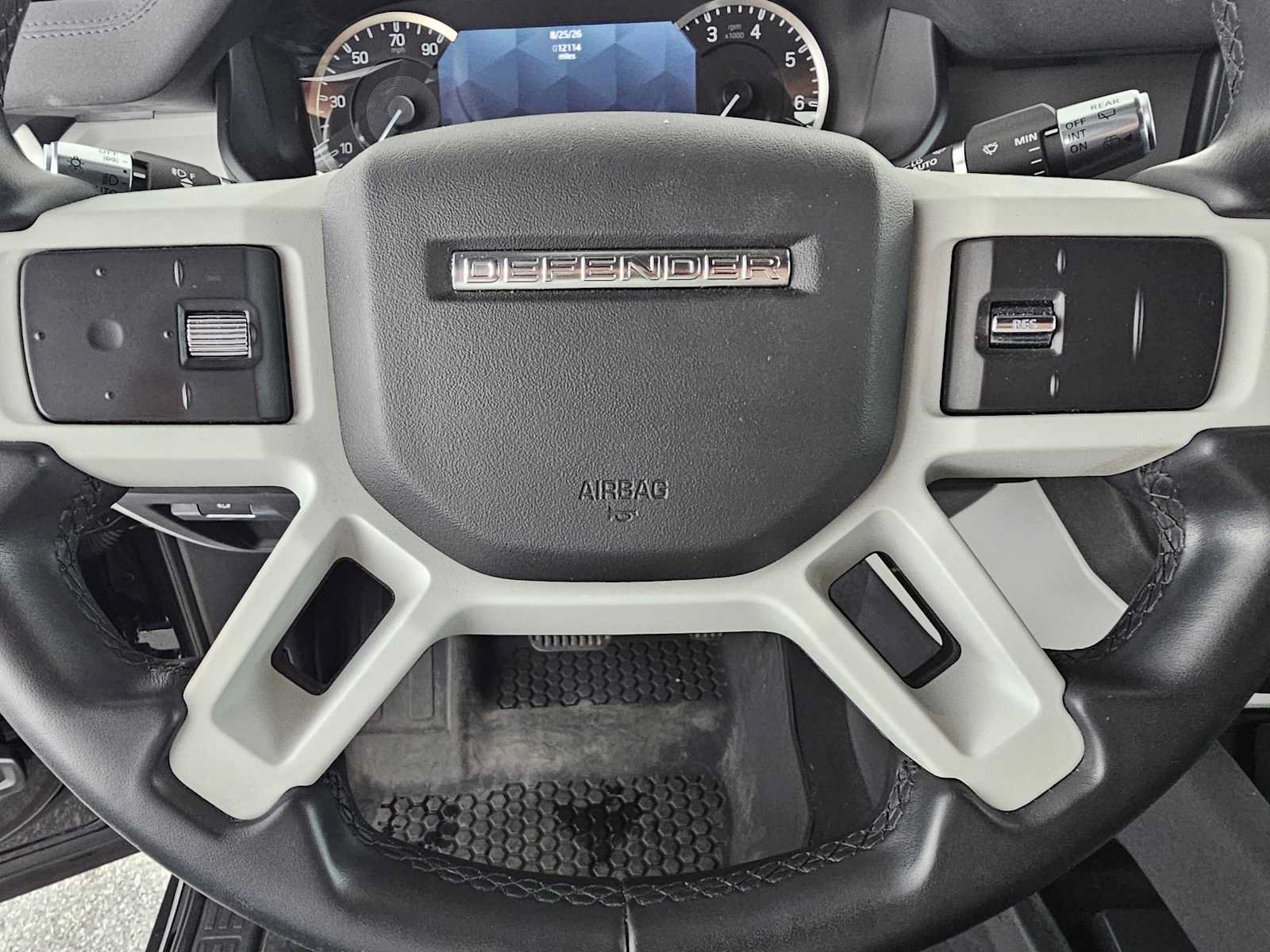 Used 2022 Land Rover Defender 110 S AWD/4WD image 22