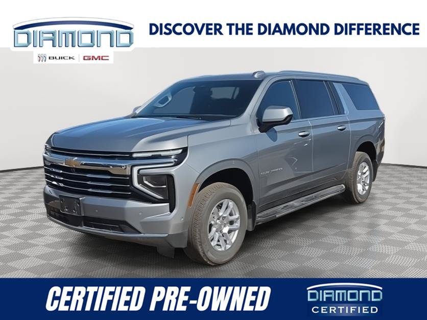 Used 2026 Chevrolet Suburban LT AWD/4WD image 1