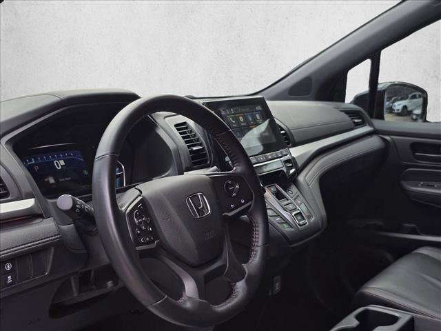 Used 2024 Honda Odyssey Sport image 13
