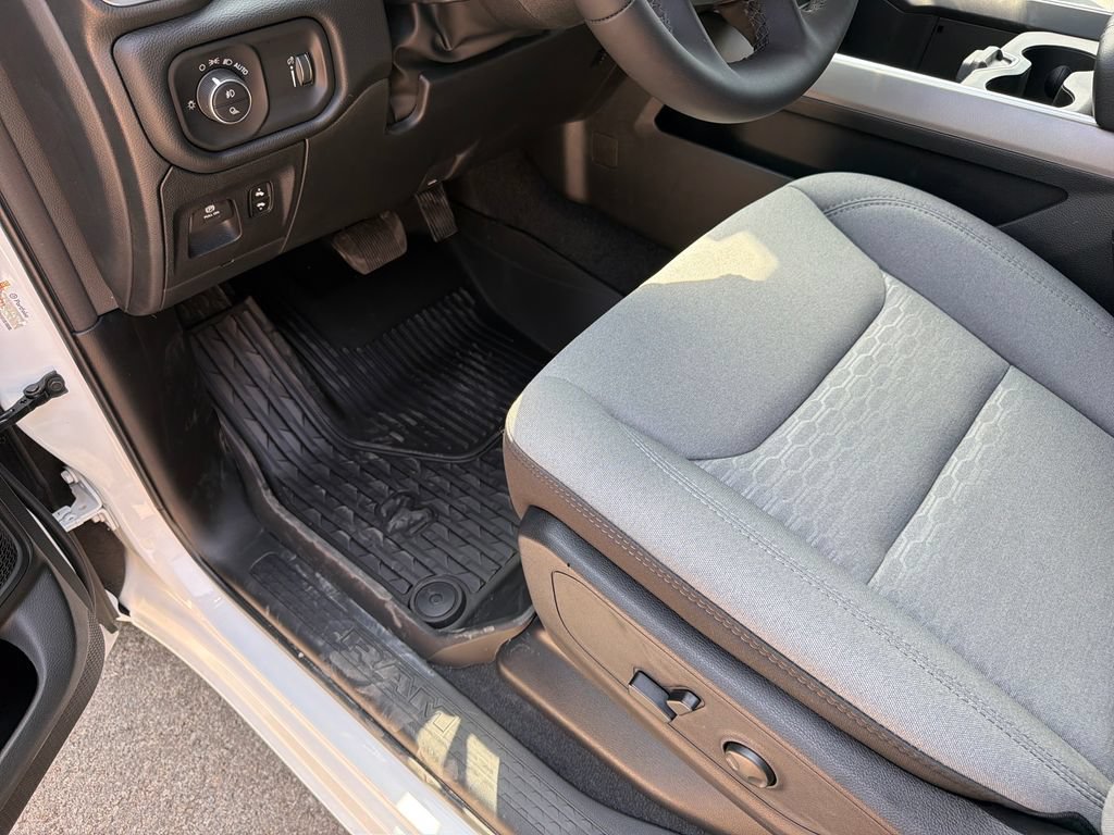 New 2026 RAM 1500 Lone Star AWD/4WD image 19
