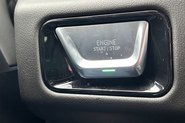 New 2026 GMC Yukon XL Elevation image 25