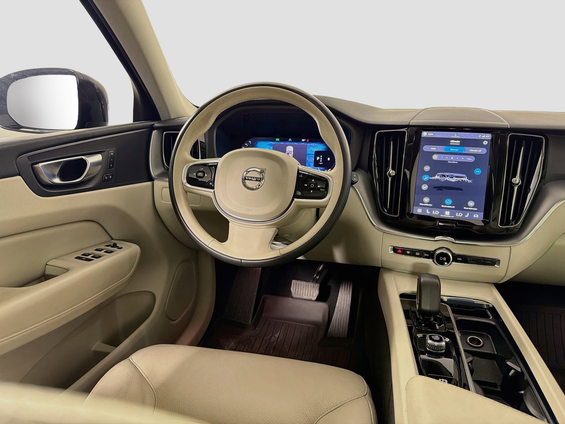 Certified 2024 Volvo XC60 B5 Core w/ Protection Package Premier AWD/4WD image 24