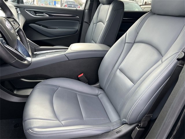 Certified 2023 Buick Enclave Essence image 13