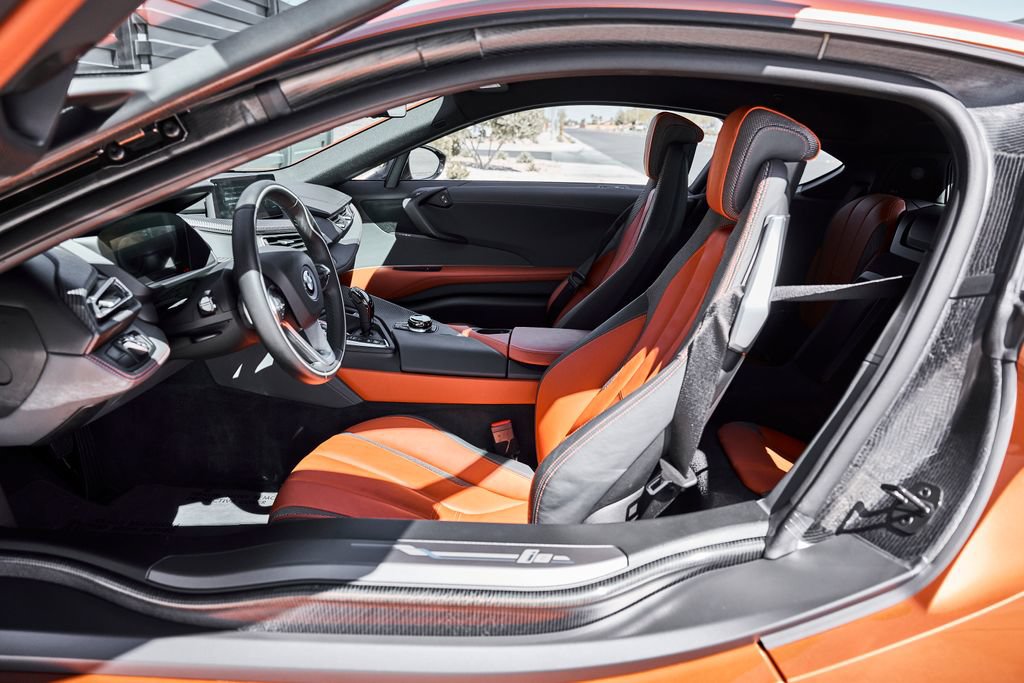 Used 2019 BMW i8 Coupe AWD/4WD image 31