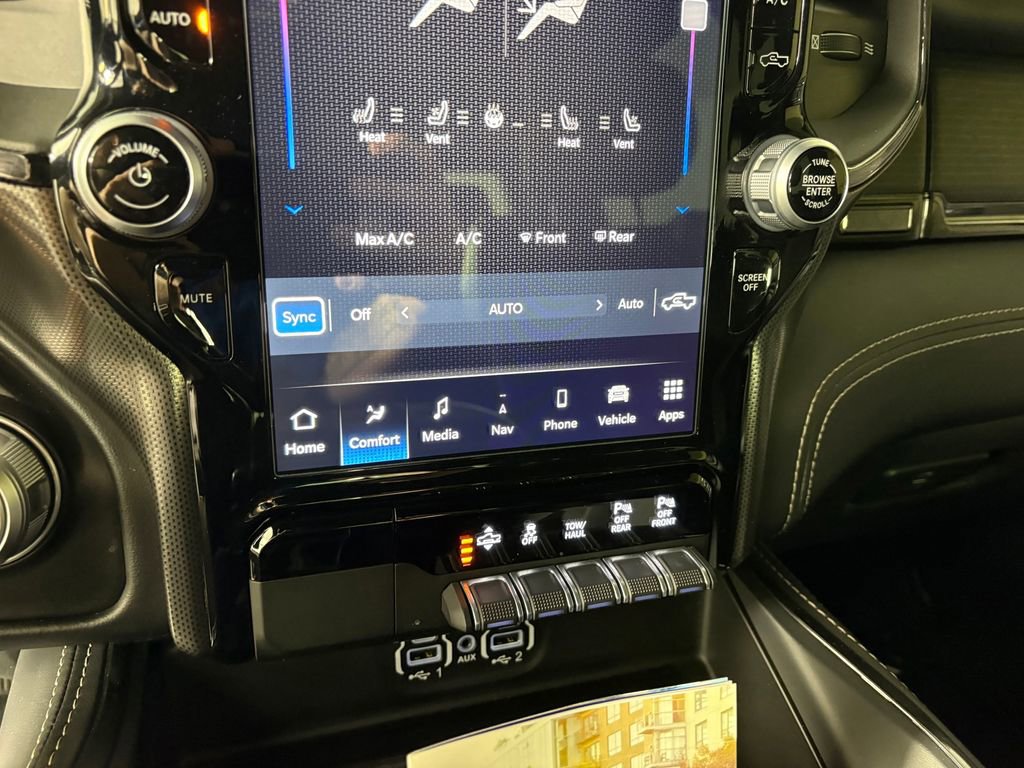 Used 2023 RAM 1500 Limited w/ Bed Utility Group image 20