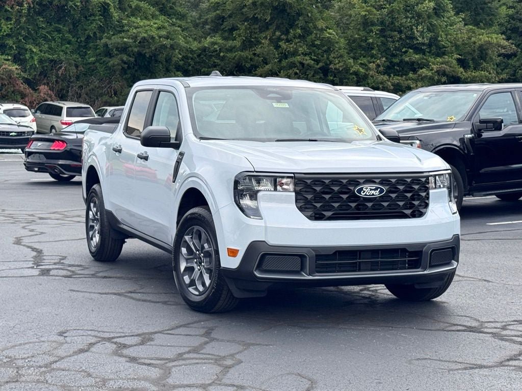 New 2026 Ford Maverick XLT FWD image 1