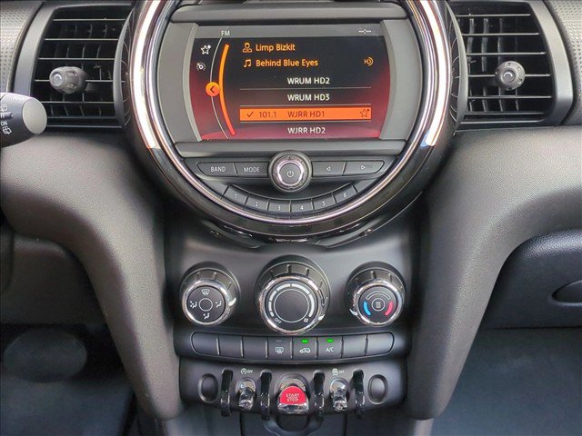Used 2020 MINI Cooper 2-Door Hardtop FWD image 14