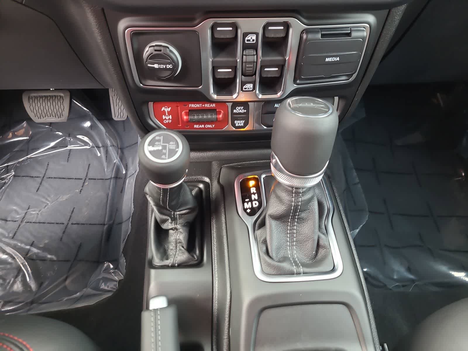 New 2026 Jeep Gladiator Rubicon AWD/4WD image 25